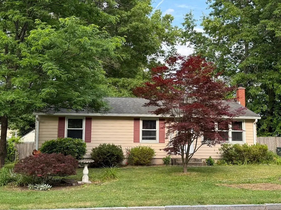 11 Butternut St, Springfield, MA 01128 - #3