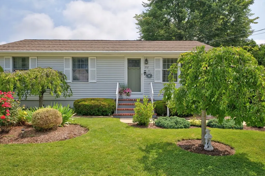 212 Pine Grove St, New Bedford, MA 02745 - #1