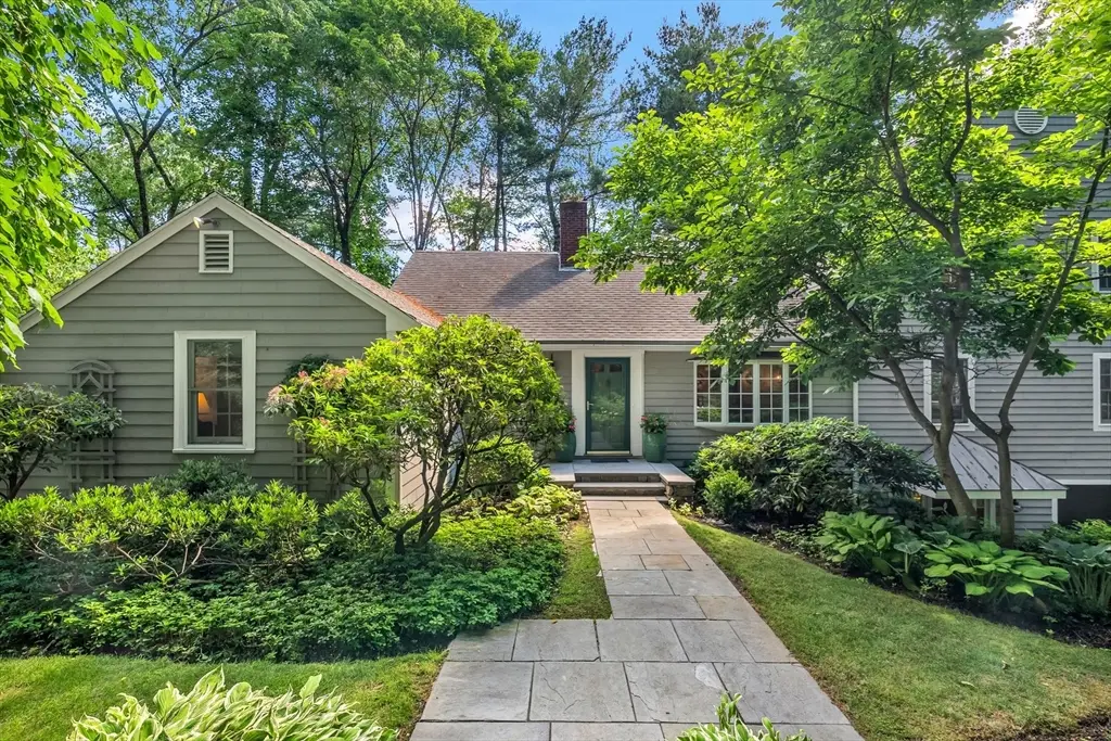 44 Old Rd, Weston, MA 02493 - #1