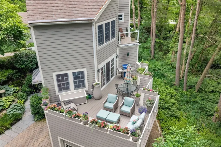 44 Old Rd, Weston, MA 02493 - #3