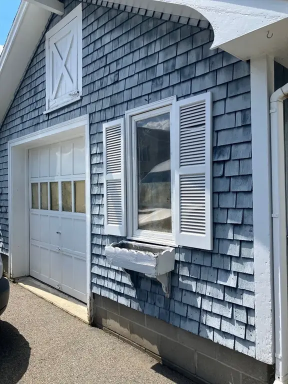 64 Columbus Ave, Lawrence, MA 01841 - #3
