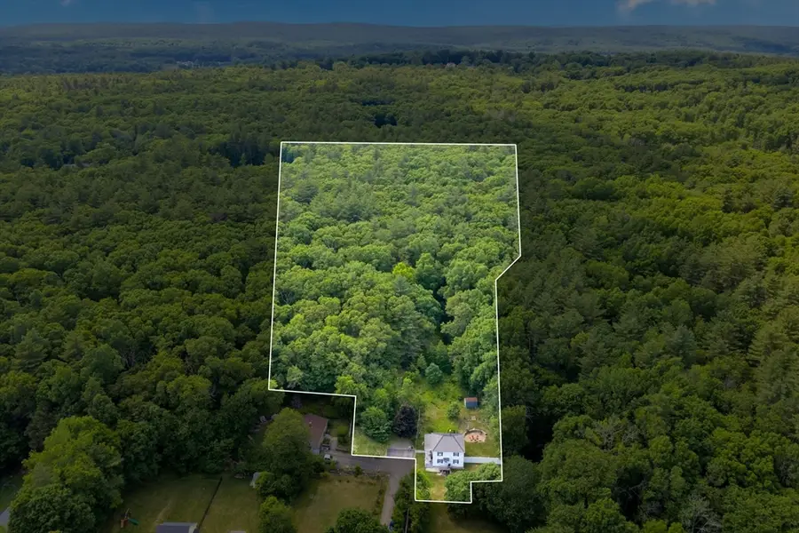 6 Belanger Ave, Sturbridge, MA 01566 - #2