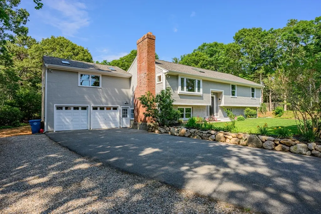 19 Wheelhouse Cir, Falmouth, MA 02536 - #1