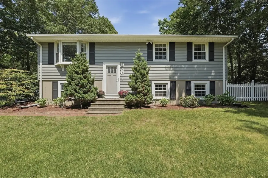 712 Berkley Street, Berkley, MA 02779 - #3