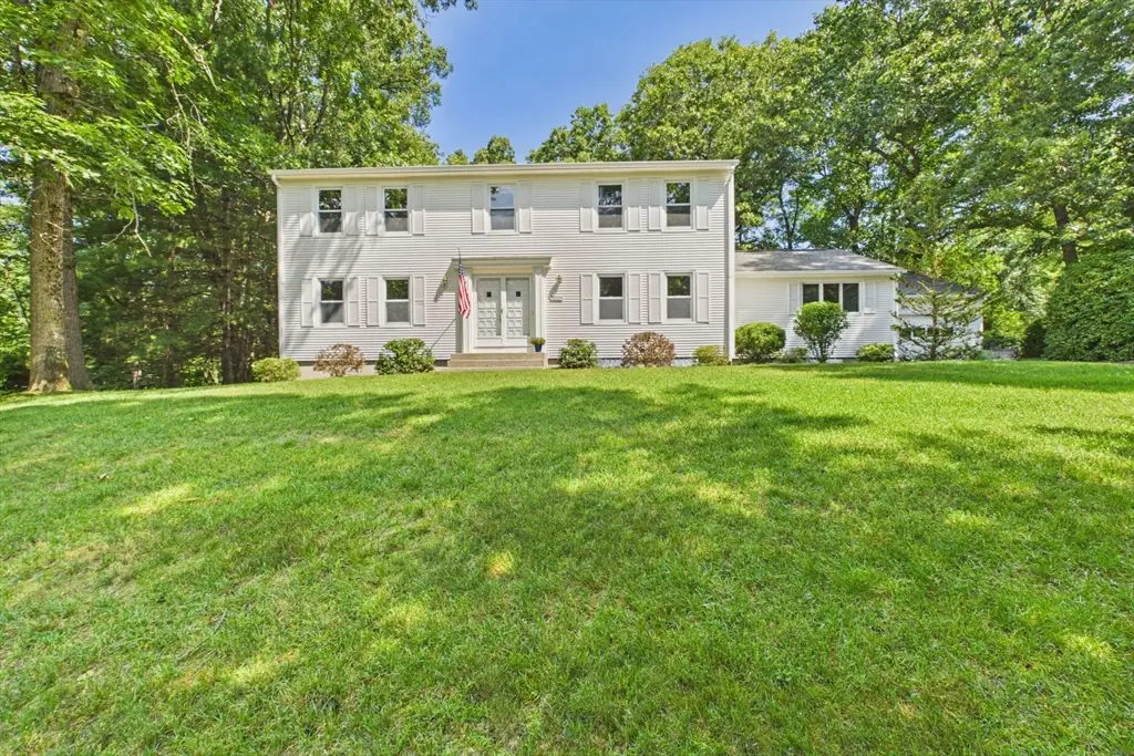500 Inverness Ln, Longmeadow, MA 01106 - #1