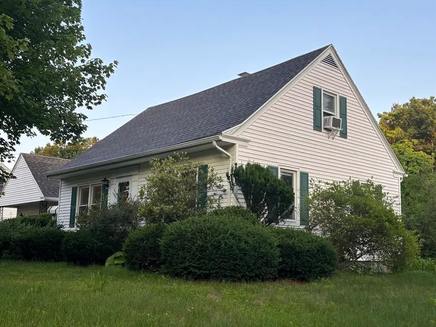 31 West St, South Deerfield, MA 01373 - #3