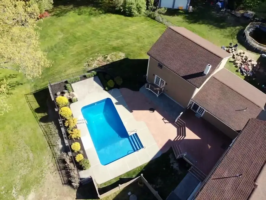 923 Main St, Northbridge, MA 01588 - #3