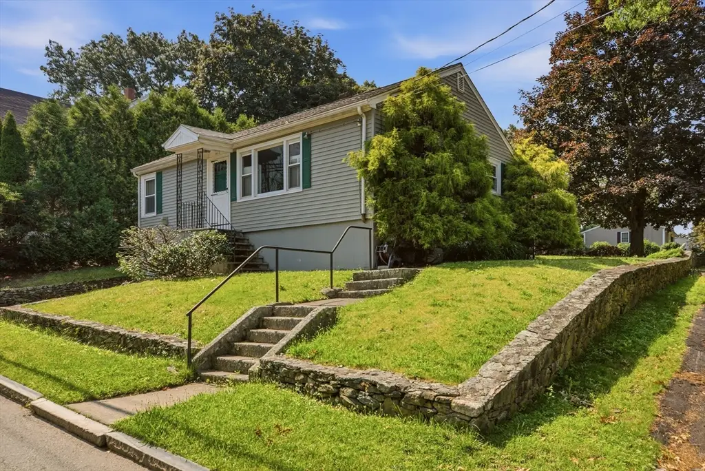 1443 Bedford St, Fall River, MA 02723 - #1