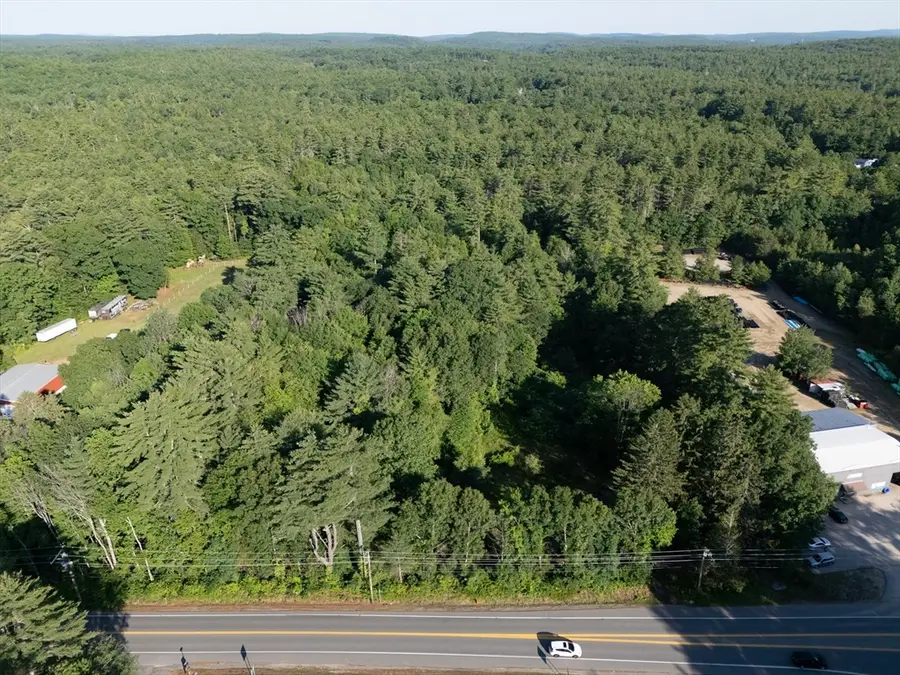 3 Chester Rd, Raymond, NH 03077 - #3