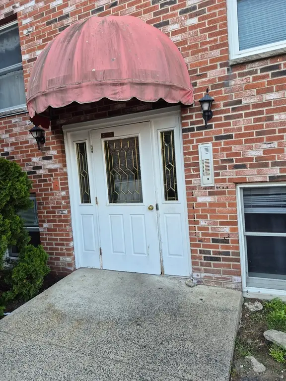 33A Jackson Street #203, Lynn, MA 01902 - #1
