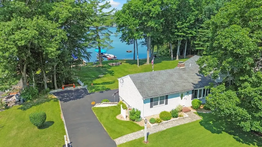 34 Macarthur Dr, Millbury, MA 01527 - #2