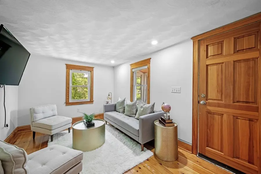 230 Linwood St, Lynn, MA 01905 - #3