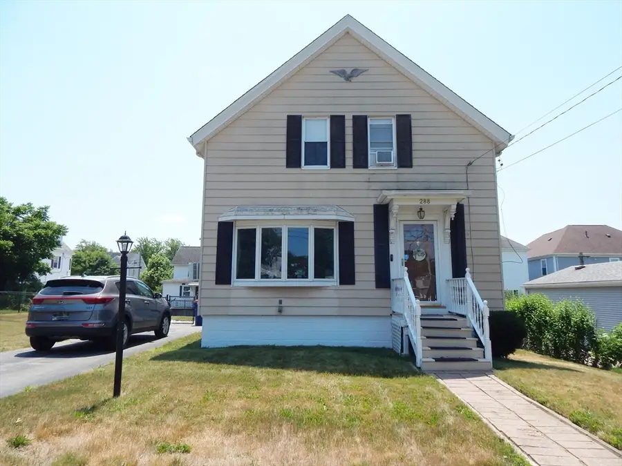 288 Irvington St, New Bedford, MA 02745 - #2