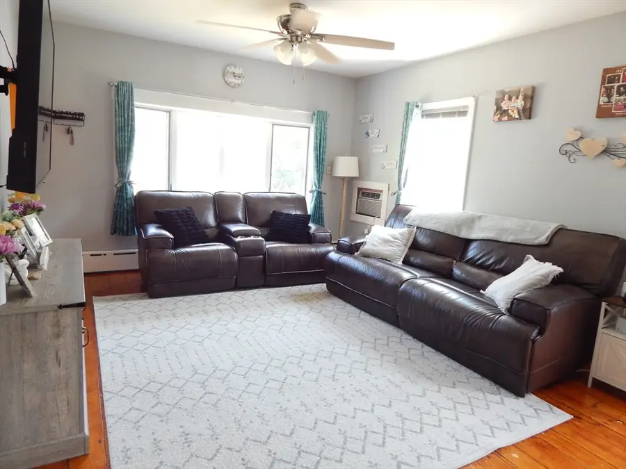 288 Irvington St, New Bedford, MA 02745 - #3