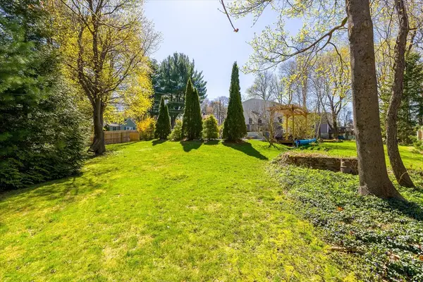 153A Brookline St, Worcester, MA 01603