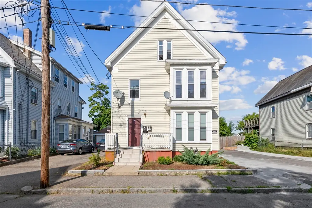 10 Essex St, Brockton, MA 02301 - #1