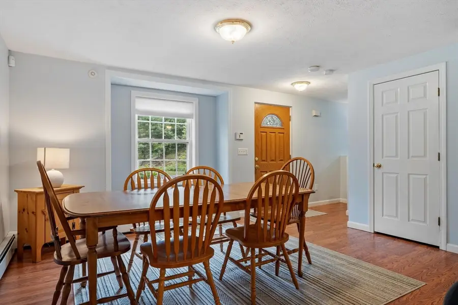 165 Rollstone St, Fitchburg, MA 01420 - #3