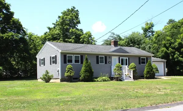 21 Whitcomb Dr, Lancaster, MA 01523