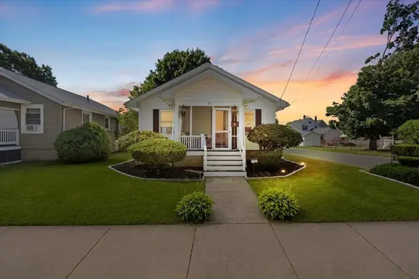 10 Elizabeth Street, Taunton, MA 02780