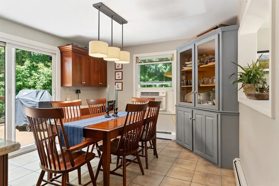 77 Locust St, Assonet, MA 02702 - #3