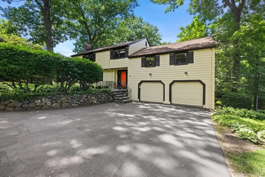 9 Plymouth Rd, Winchester, MA 01890 - #2
