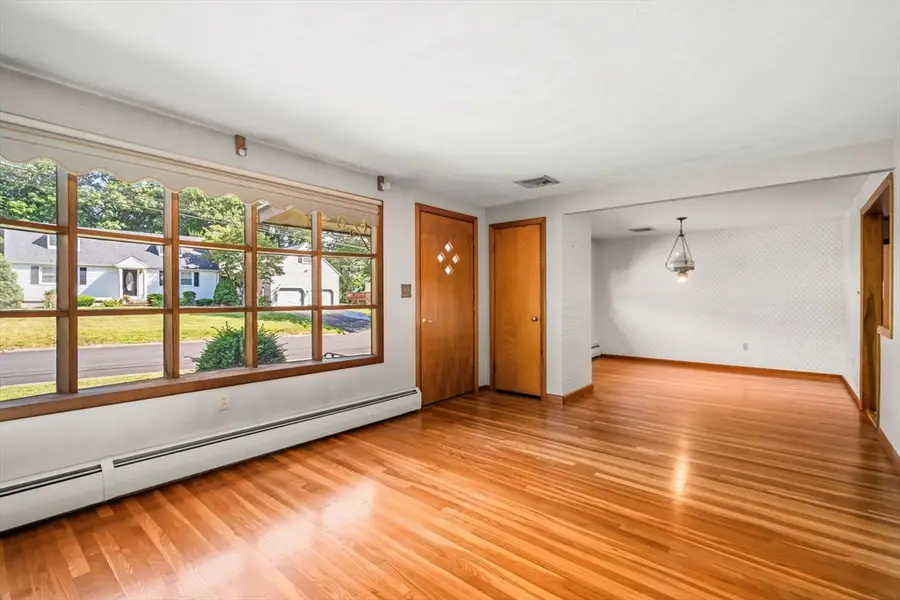 9 Pratt Ln, Shrewsbury, MA 01545 - #3