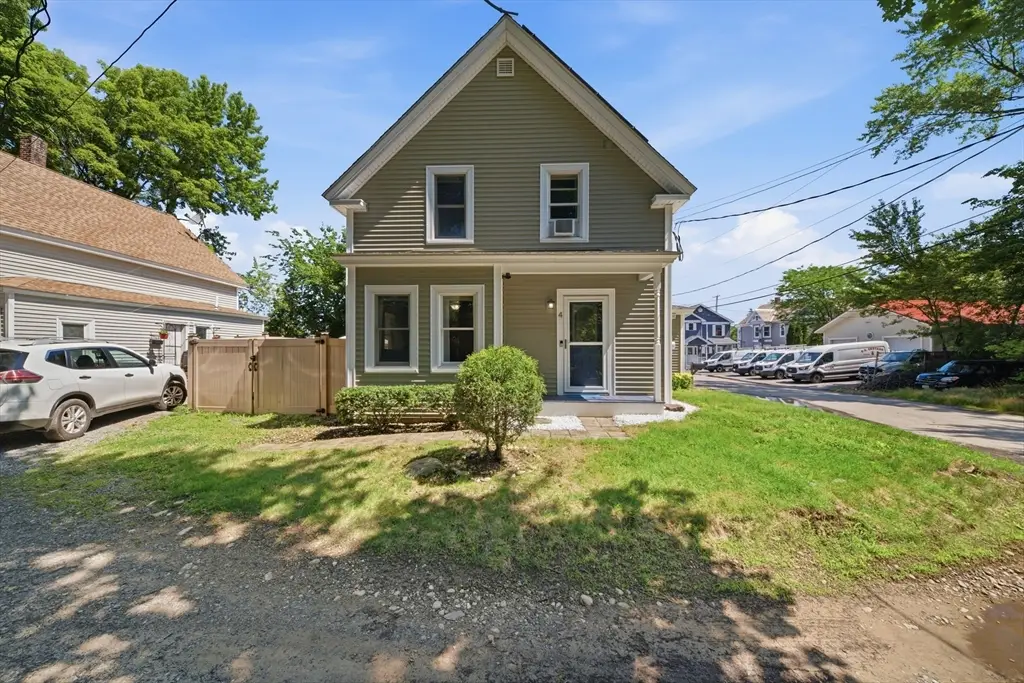 4 Dwight St, Fitchburg, MA 01420 - #1