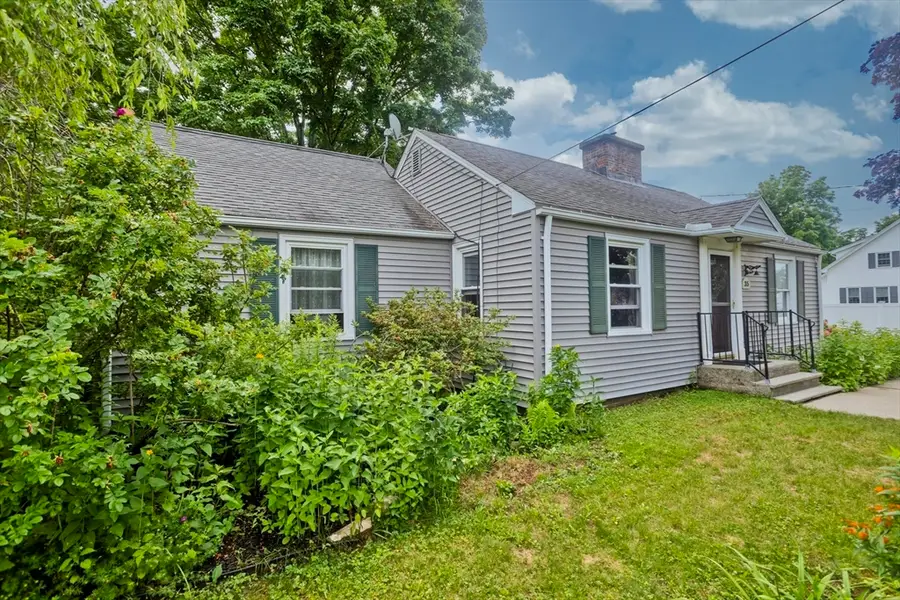 35 Pinehurst St, Westfield, MA 01085 - #2