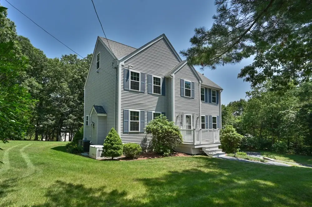 2 Palm Ave, Methuen, MA 01844 - #1