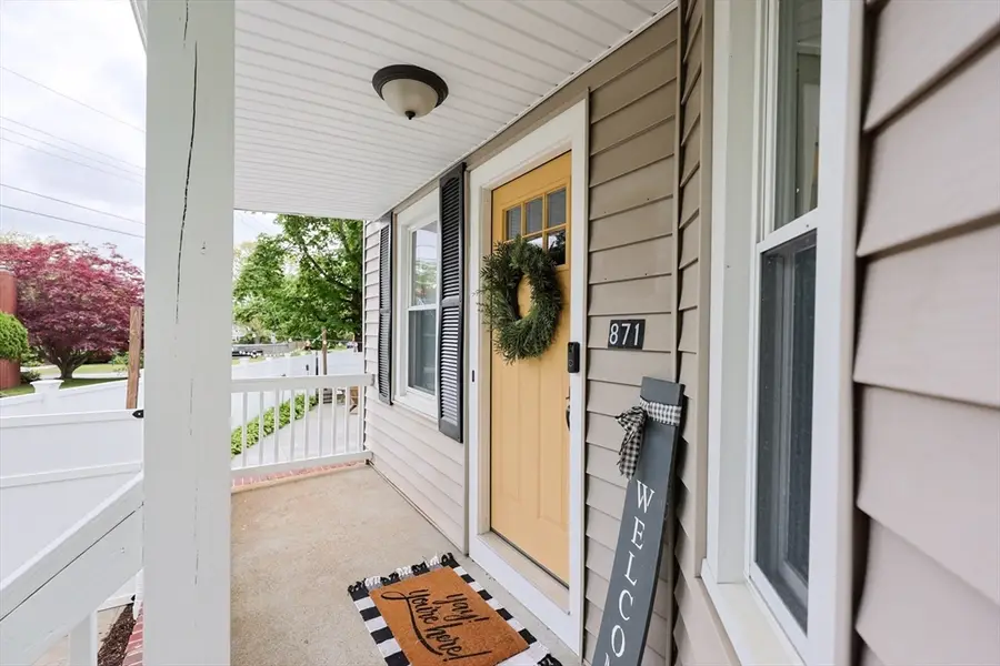 871 Wildwood Rd, New Bedford, MA 02745 - #3