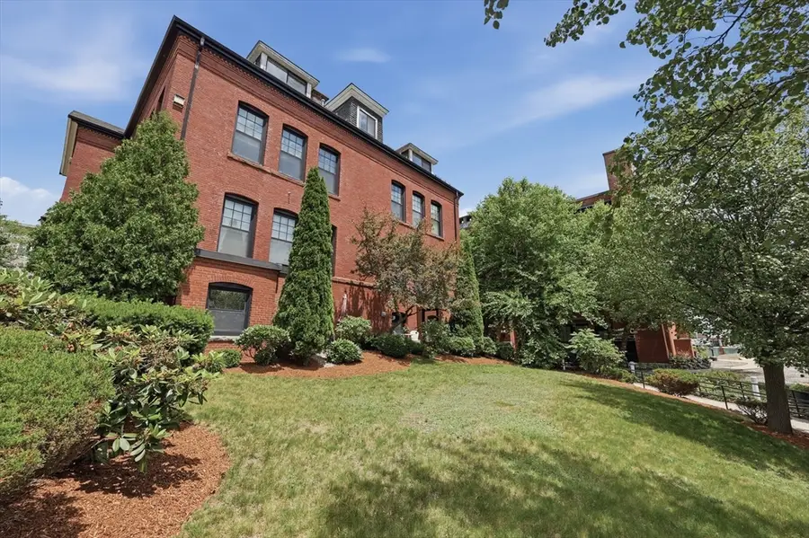 28 Adams Street #106, Worcester, MA 01604 - #2