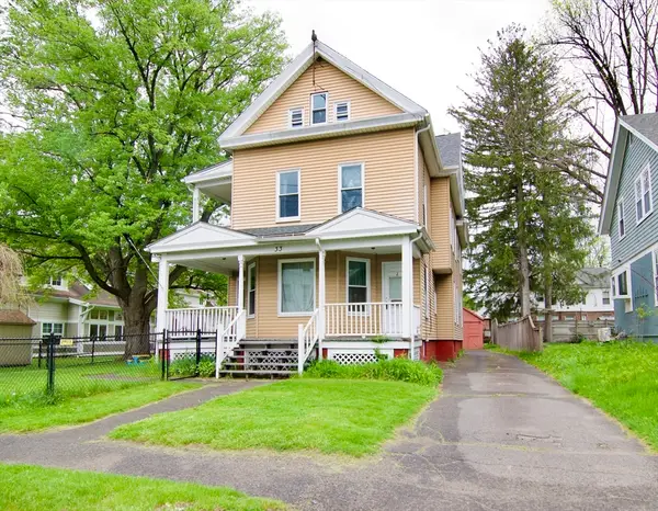 33 Noble St, Westfield, MA 01085
