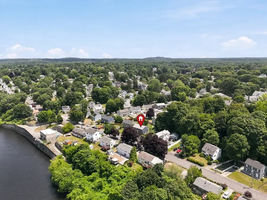 633 E Merrimack St #633, Lowell, MA 01852 - #3