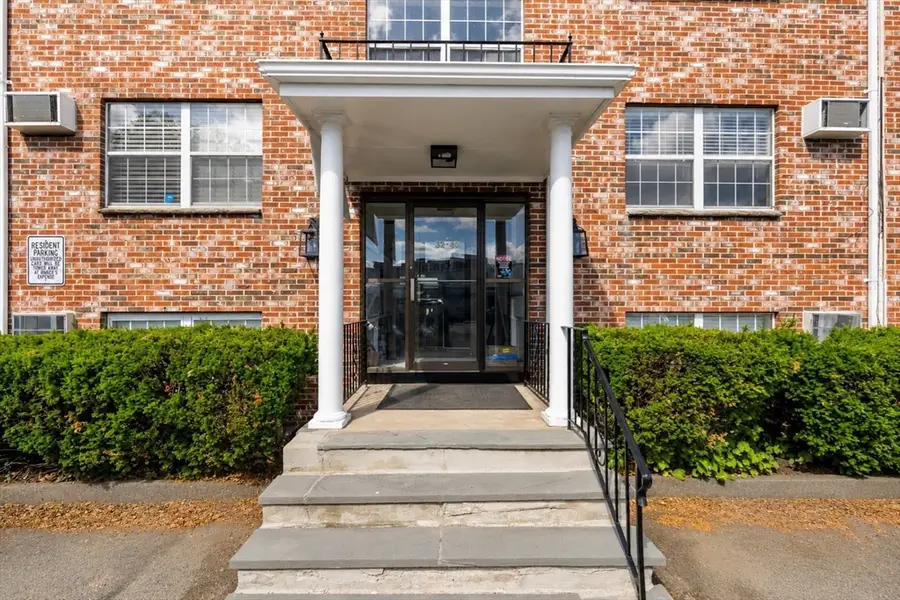 32 Bradford St, Concord, MA 01742 - #2