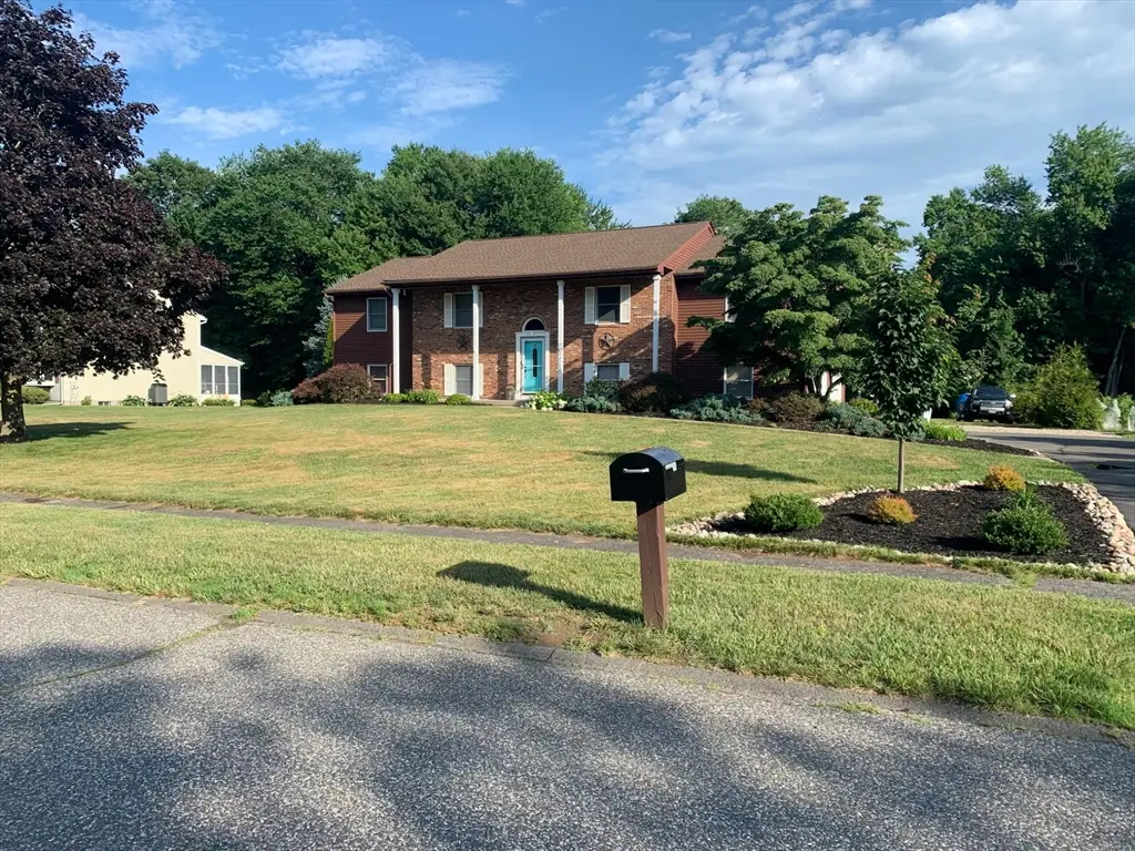 36 Westview Dr, Belchertown, MA 01007 - #1