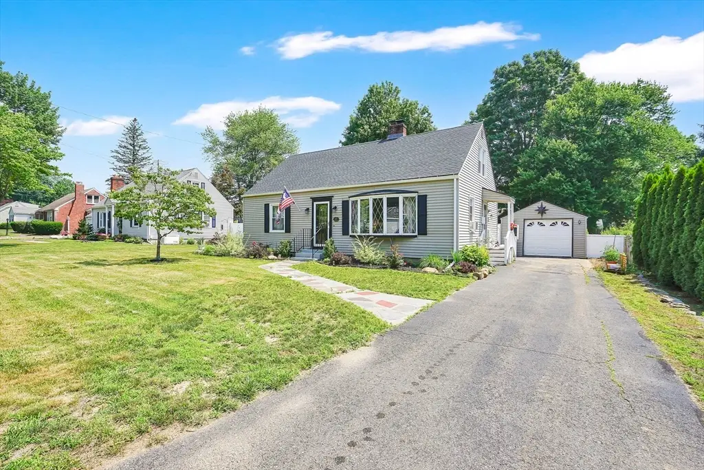 17 Day Ave, East Longmeadow, MA 01028 - #1