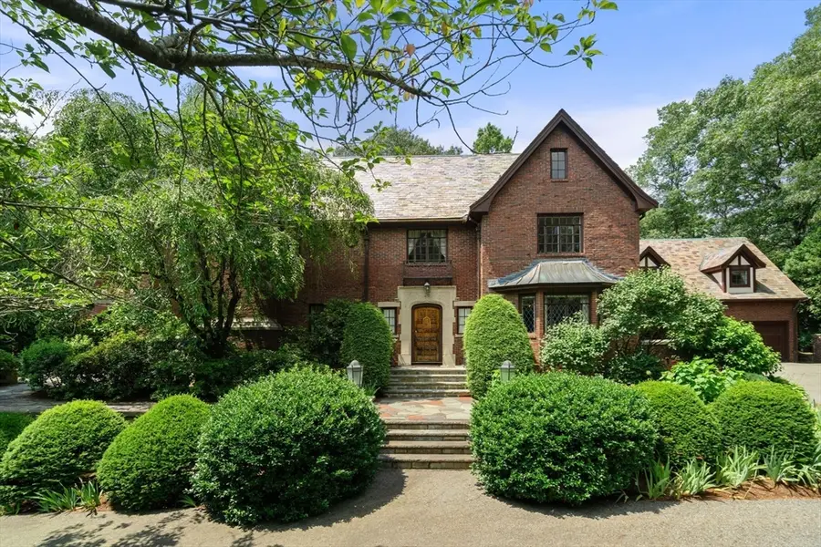 43 Monadnock Road, Wellesley, MA 02481 - #3