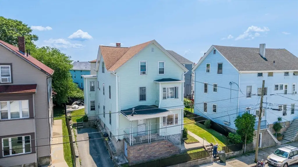 58 Tuttle St, Fall River, MA 02724 - #1