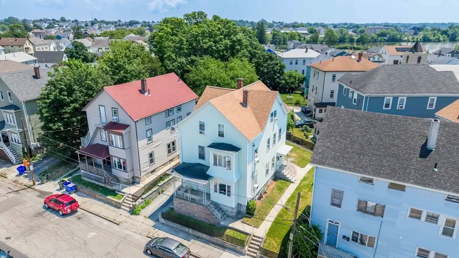 58 Tuttle St, Fall River, MA 02724 - #2