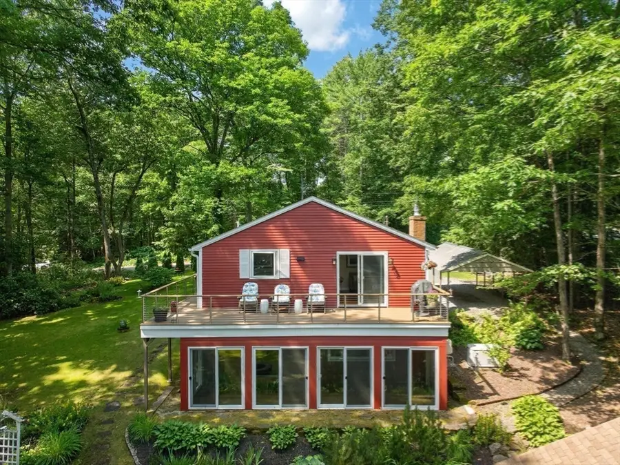 20 Iroquois Ave., Hubbardston, MA 01452 - #3