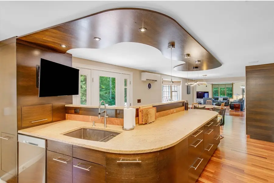 9 Isabelle Circle, Rowley, MA 01969 - #3