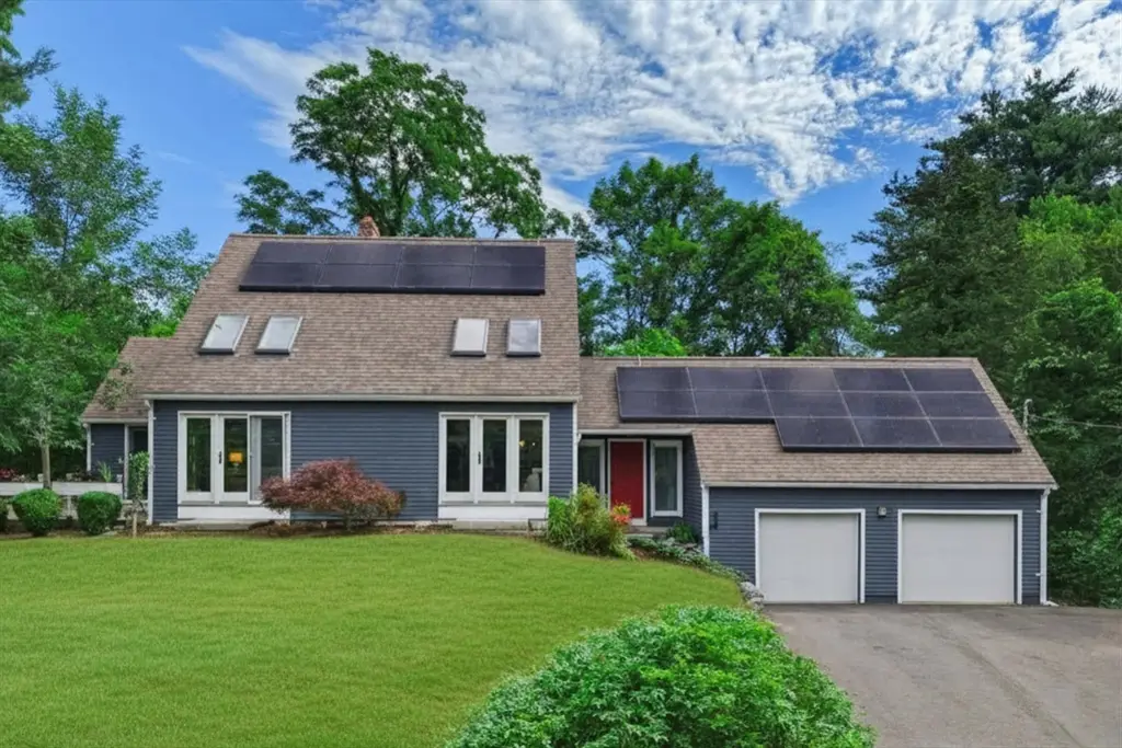 36 Stewart St, West Newbury, MA 01985 - #1