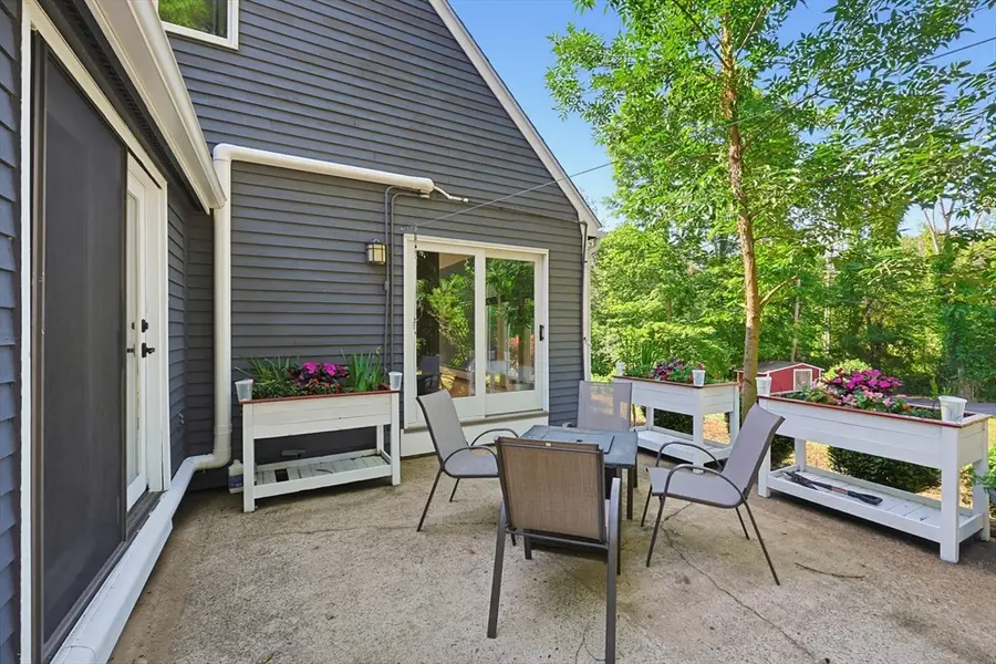 36 Stewart St, West Newbury, MA 01985 - #3