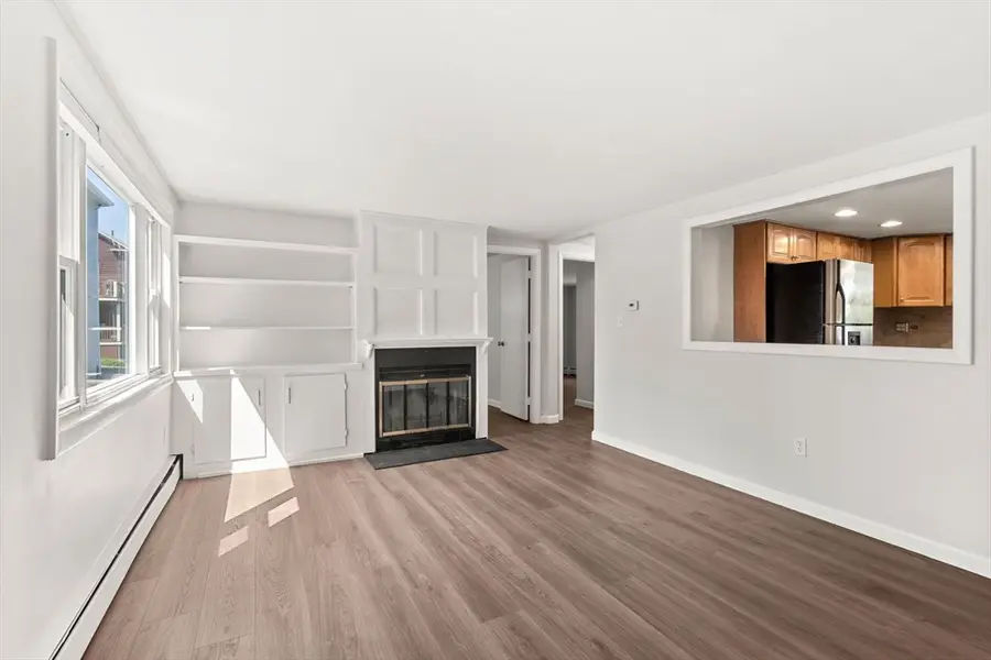 121-R Elm #2, Marblehead, MA 01945 - #3