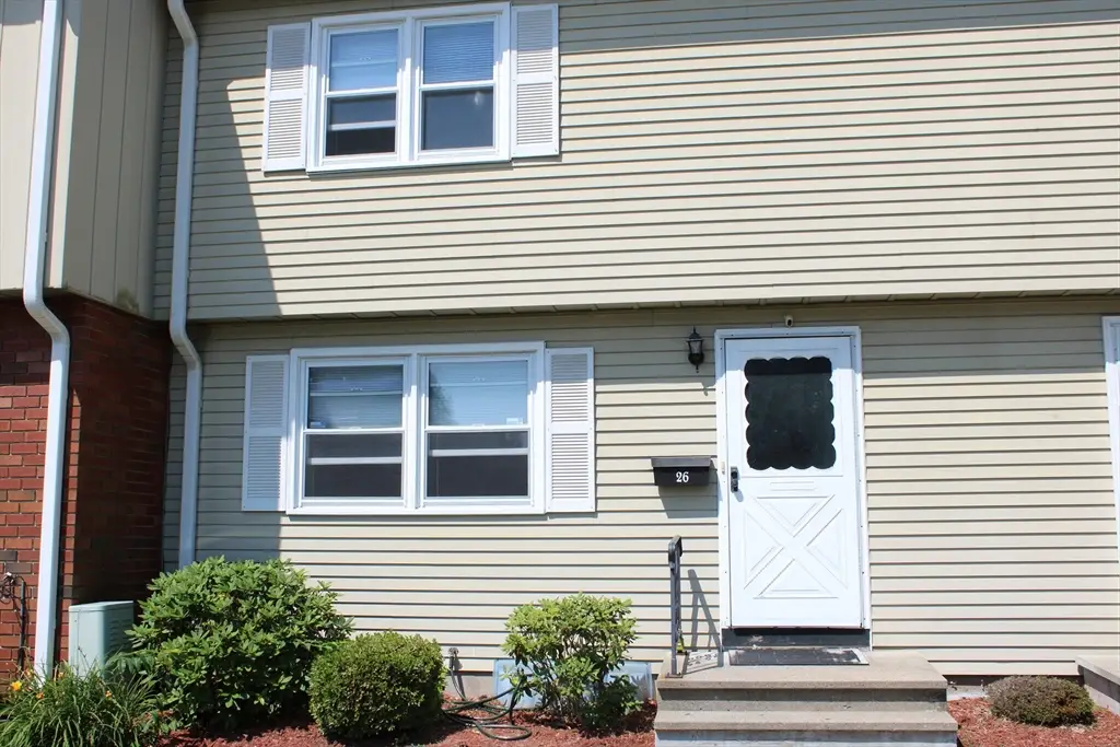 26 Yorktown Ct #26, Chicopee, MA 01020 - #1