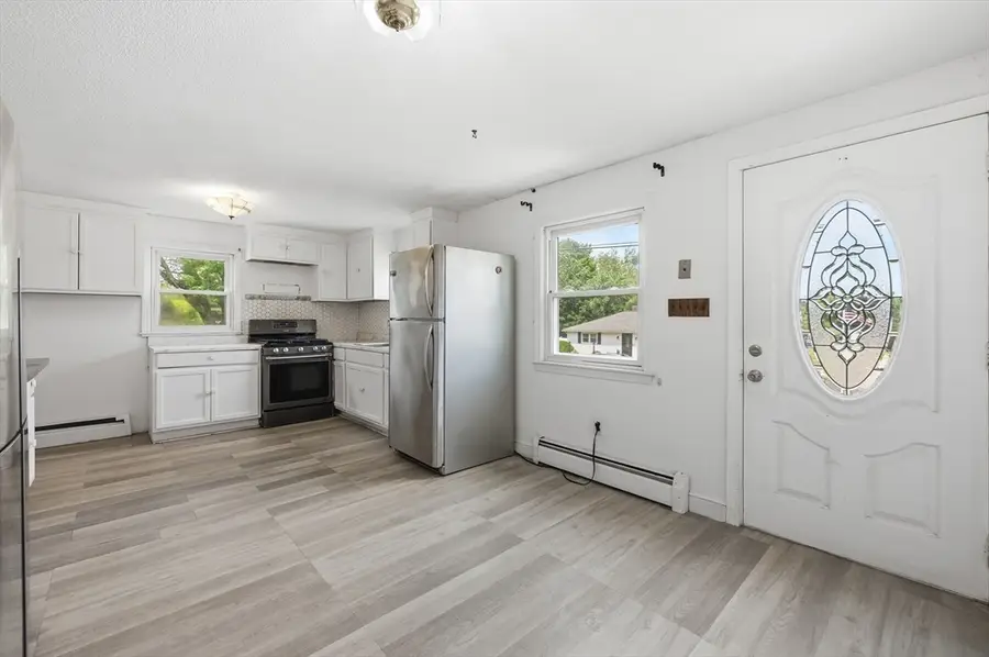 95 Lillian Ter, Dracut, MA 01826 - #3