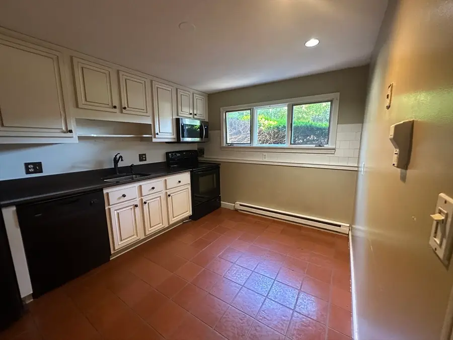 87 Phelps St #87, Marlborough, MA 01752 - #2