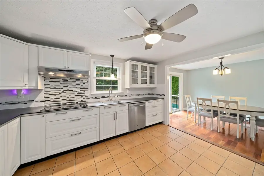 273 Highland St, Stoughton, MA 02072 - #2