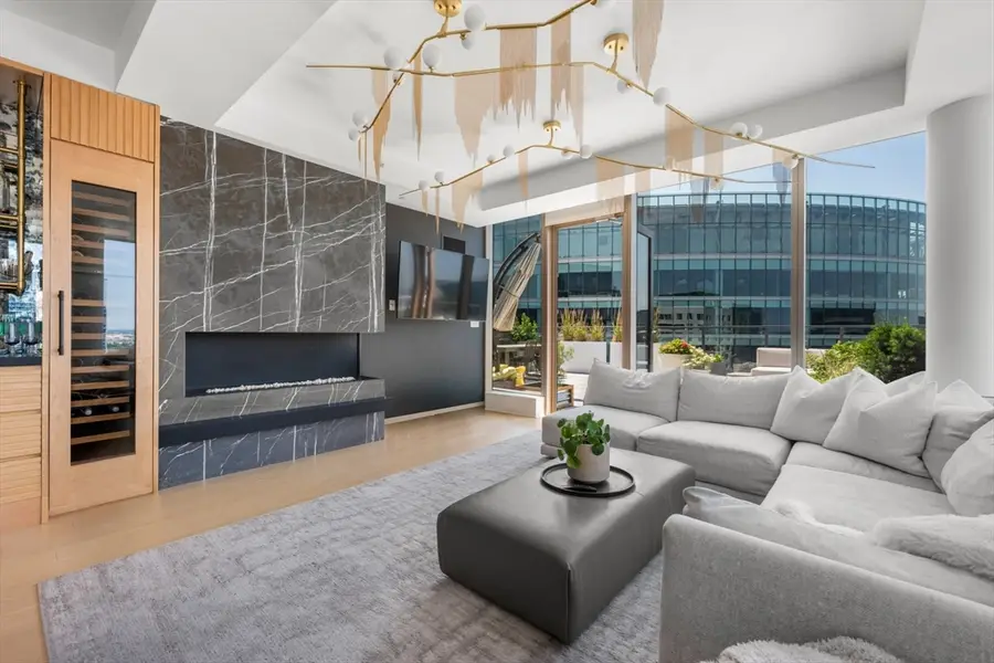 133 Seaport Blvd #2202, Boston, MA 02210 - #2