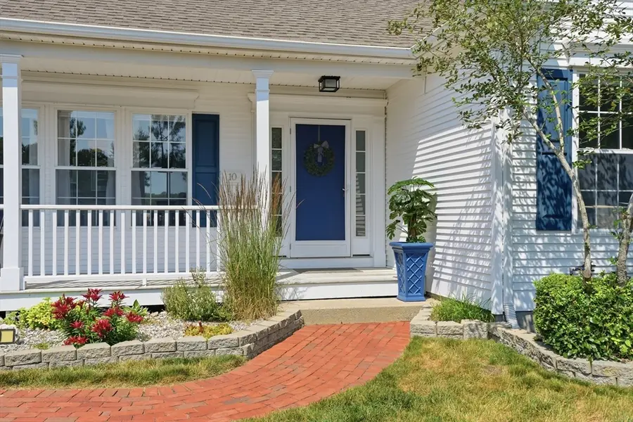 10 Dana Ct, Plymouth, MA 02360 - #2